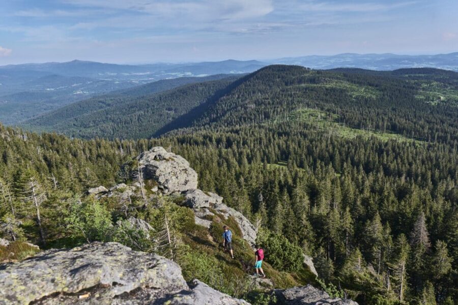 Die zweitägige Arbertour startet direkt beim Vier-Sterne-Superior-Hotel Bodenmaiser Hof und führt rund um den höchsten Berg im Bayerischen Wald