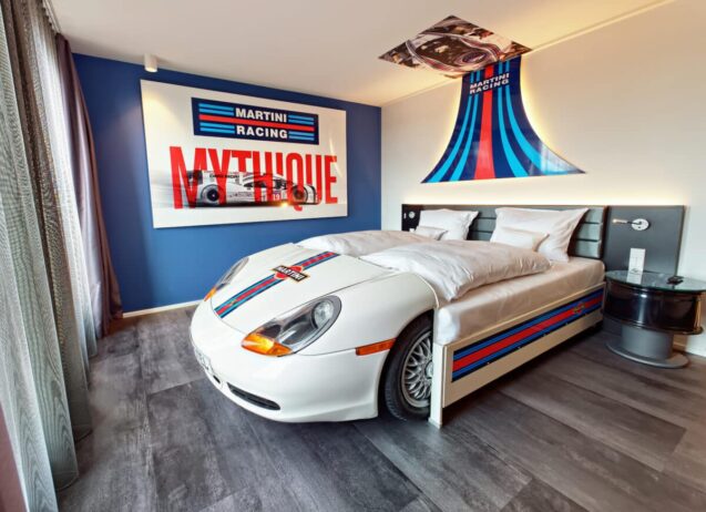 themenzimmer petrol heads v8 hotel motorworld region stuttgart