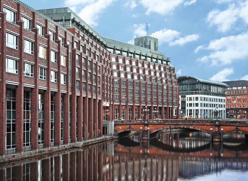 Außenansicht Steigenberger Hotel Hamburg