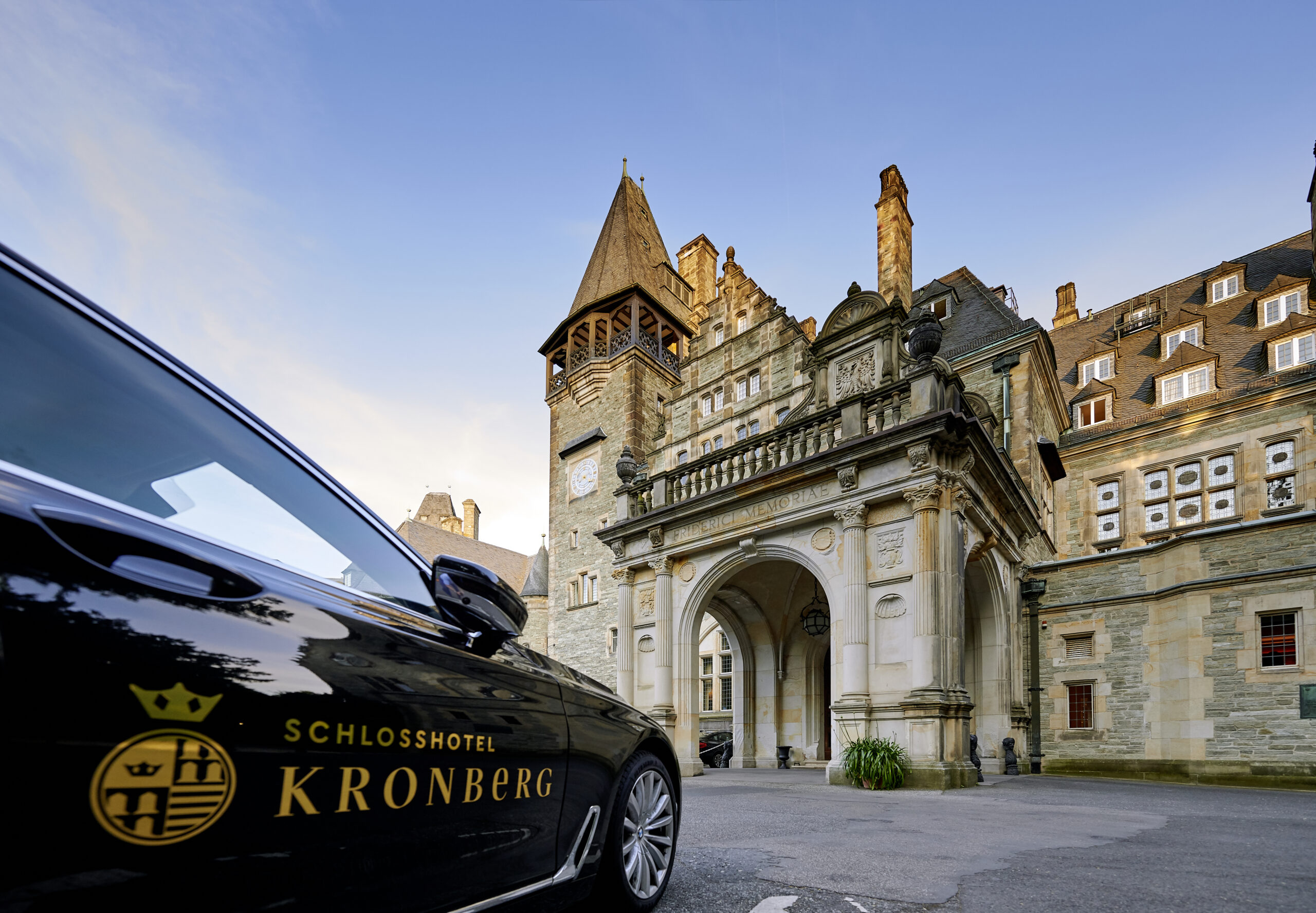 Außenansicht Schlosshotel Kronberg im Taunus